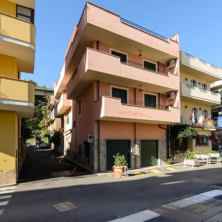 Appartamento Le Tartarughe Mare Letojanni